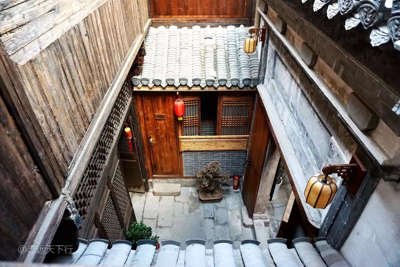 屯溪老街旅游攻略小吃_屯溪老街美食攻略_屯溪老街长什么样