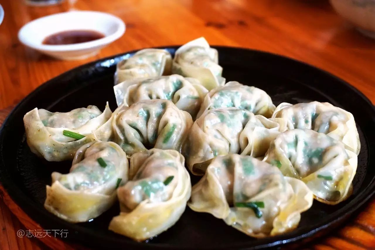 屯溪老街美食攻略_屯溪老街旅游攻略小吃_屯溪老街长什么样